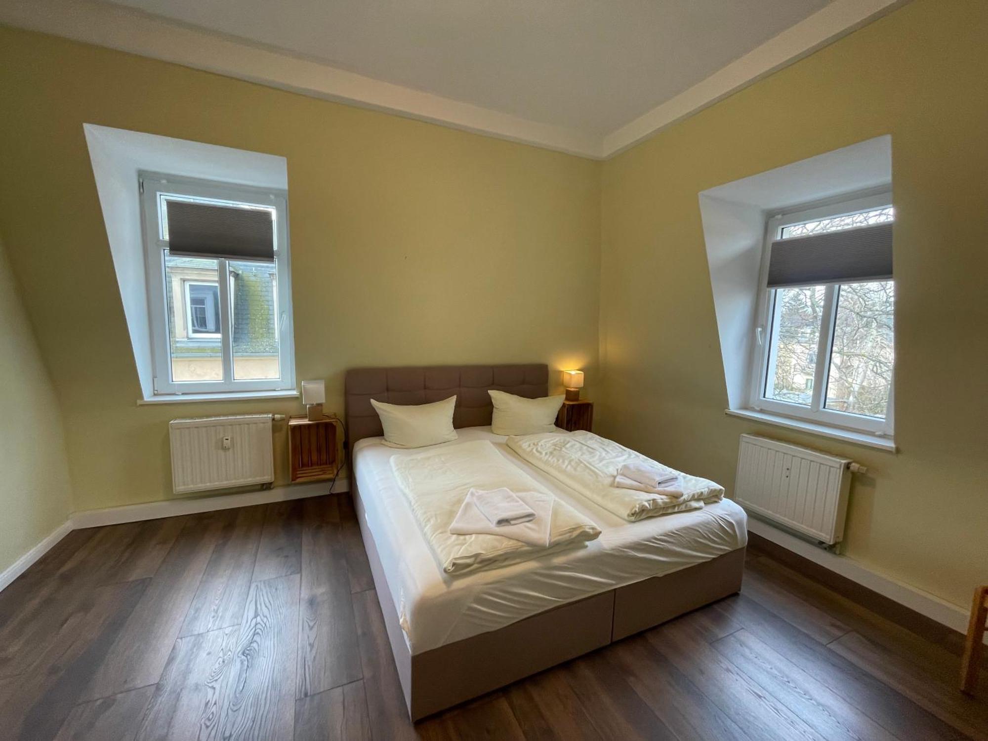 Apartmenthaus Sternstrasse * Dresden